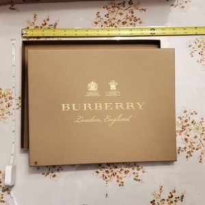 Burberry Box Case